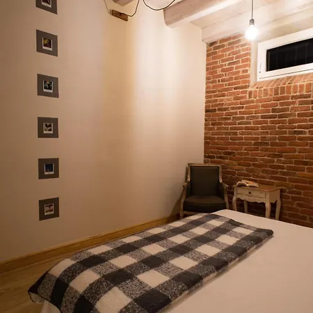 Maison d'hôtes Acini Sparsi Montalenghe