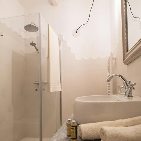 Penzion Acini Sparsi *