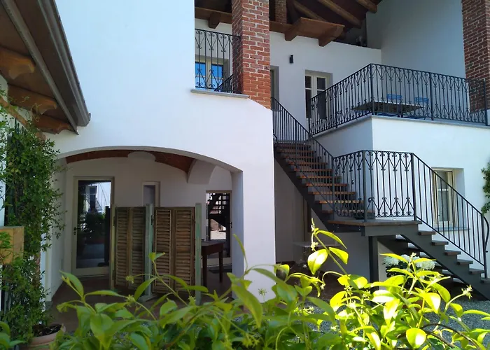 Pensión Acini Sparsi