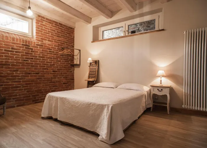 Pensión Acini Sparsi